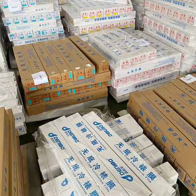 Ein guter Preis. Glanzende PVC-Kaltlaminierungsfolie mit geringem Abfall Online